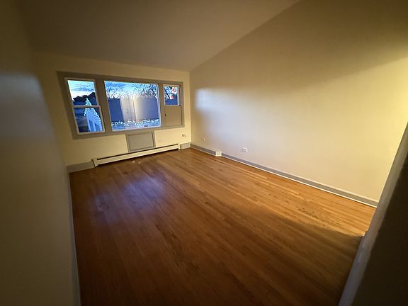 2nd image of 1450-80 N 1st Ave #1450-6