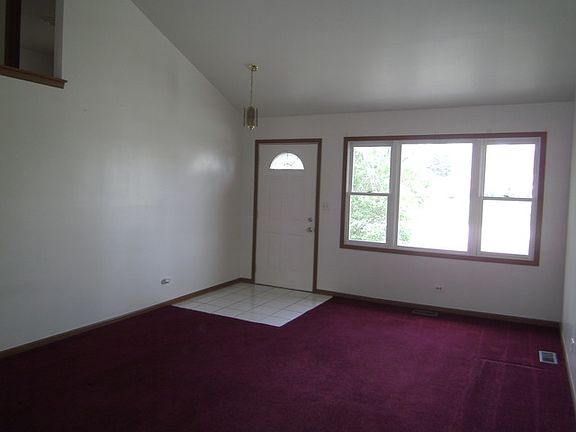 3rd image of 3143 La Porte Ave