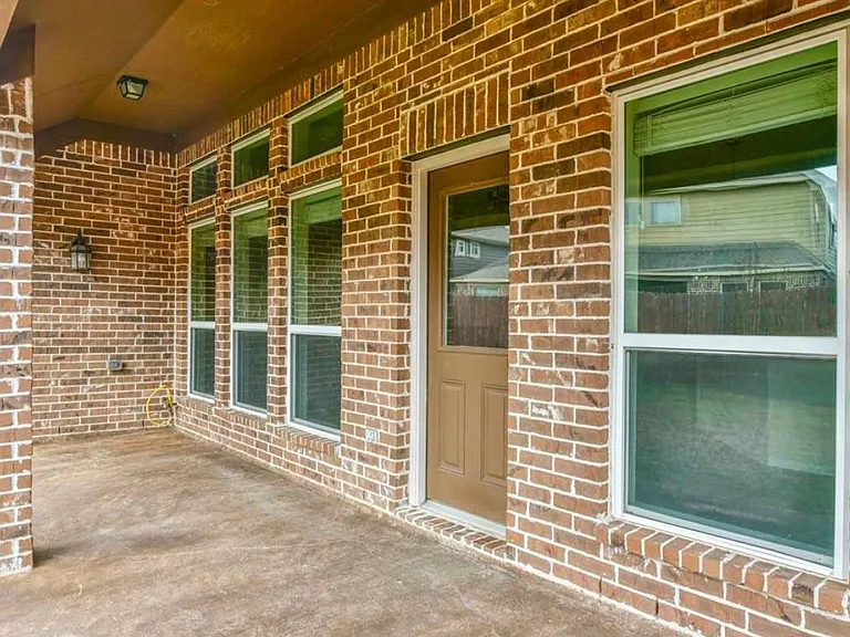 23703 Early Maple Ct — Photo 31