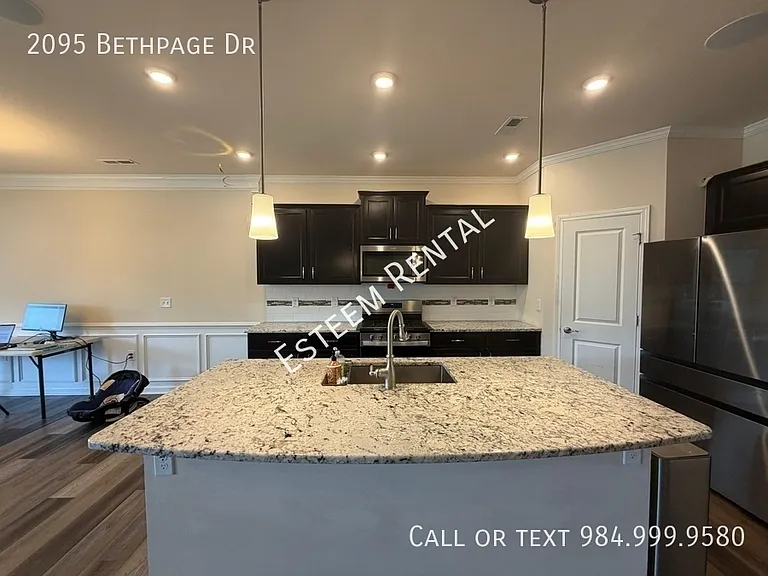2095 Bethpage Dr — Photo 17