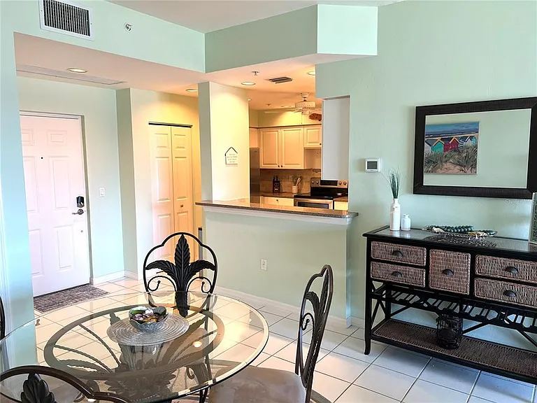 2060 Matecumbe Key Rd #2105 — Photo 13