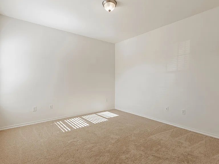 The Lofts at Valencia — Photo 30