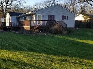 2631 Terrace Lake Rd, Columbus, IN 47201