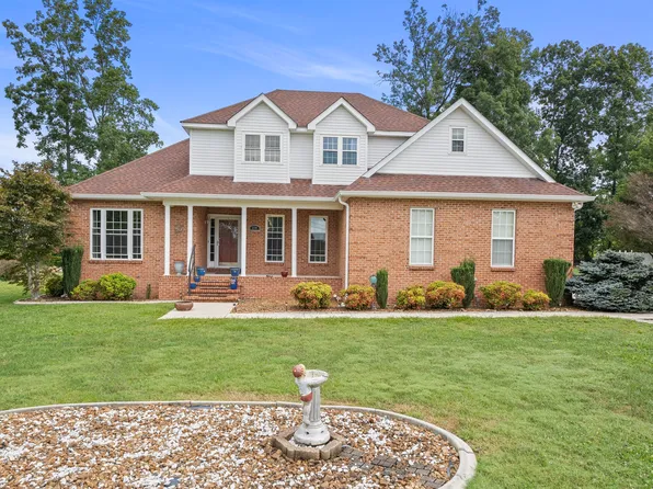 270 Cumberland Oaks Dr, Tullahoma, TN 37388