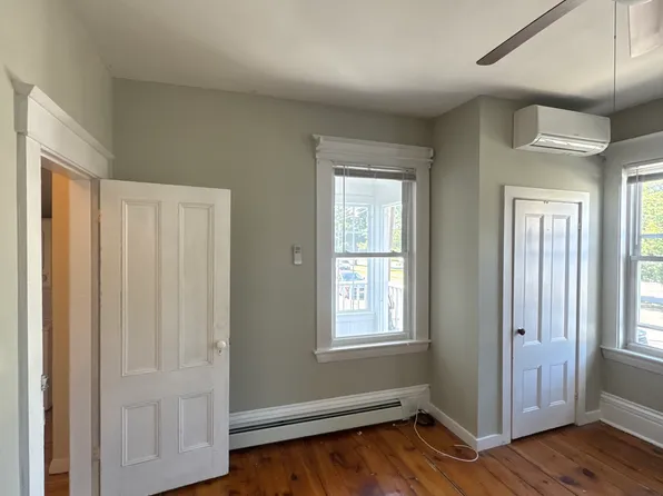 63 Washington St #1, Newburyport, MA 01950