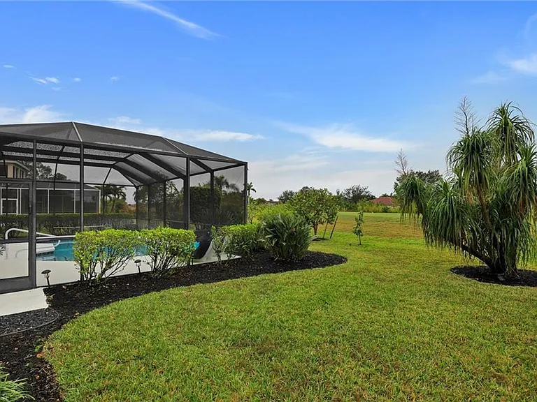 4707 Brixton Ct — Photo 4