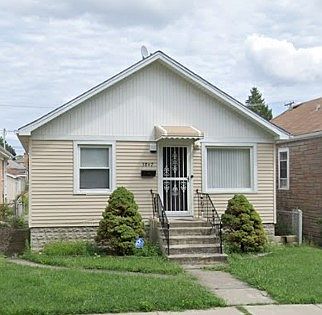 1st image of 3847 N Pontiac Ave