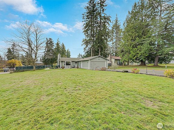 2nd image of 4592 SE Basswood Lane