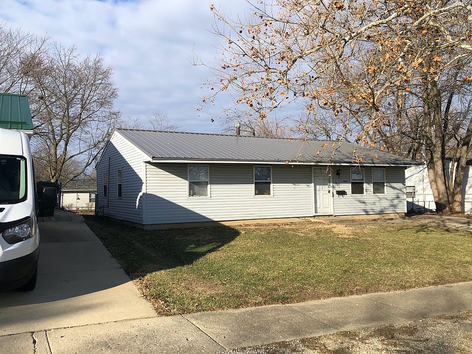 505 S Pfeffer Rd, Urbana, IL 61802 Zillow