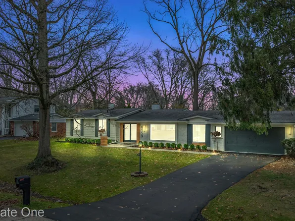 6959 N Springridge Rd, West Bloomfield, MI 48322