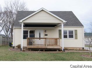 1364 Valley Dr, Springfield, IL 62702