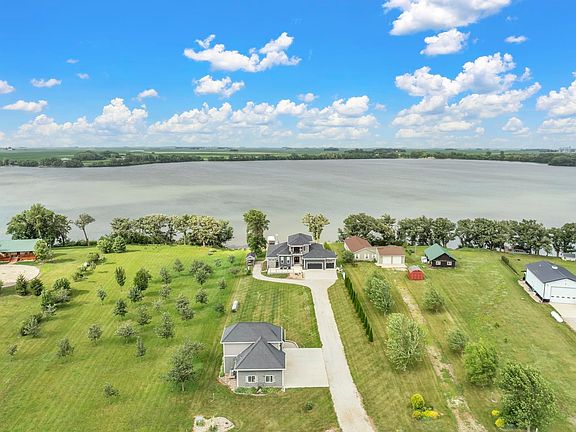 2nd image of 35191 S Shore Dr