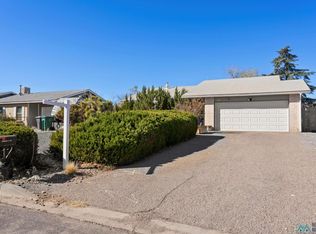 695 Polaris Blvd SE, Rio Rancho, NM 87124