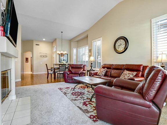 2nd image of 1465 Upland Hills Dr S
