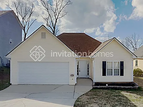 321 Saint Charles Ave Photo 1