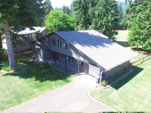 40 N Mt Christie Drive W, Hoodsport, WA 98548