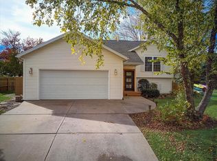 245 Strangeway Ave, Lodi, WI 53555