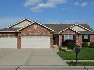 2 Claybrooke Ct, Troy, IL 62294