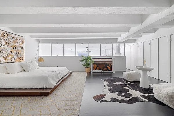 Sold by Compass | media 8