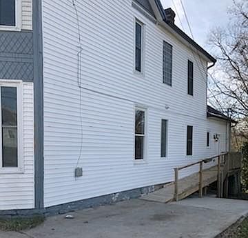 1st image of 313 Main St #1