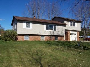 4075 E Herrick Rd, Clare, MI 48617