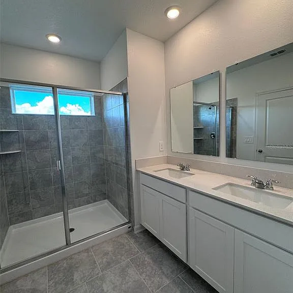 3133 Laurent Loop — Photo 30