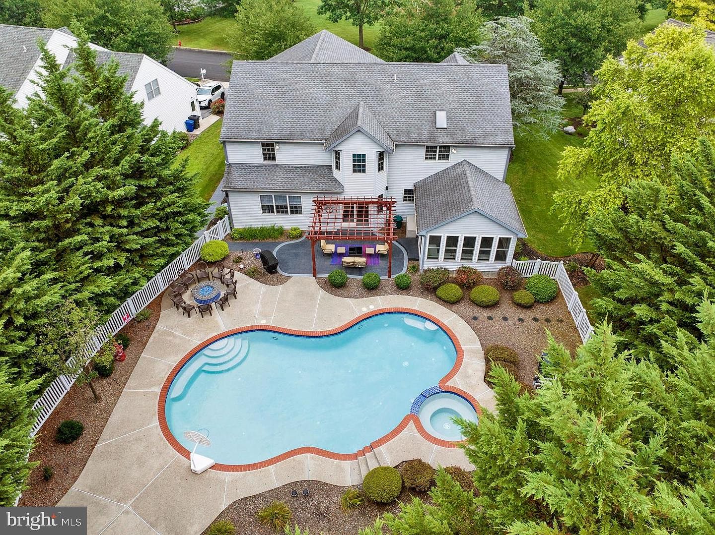 4189 Hill Terrace Dr, Sinking Spring, PA 19608 | MLS #PABK2060492