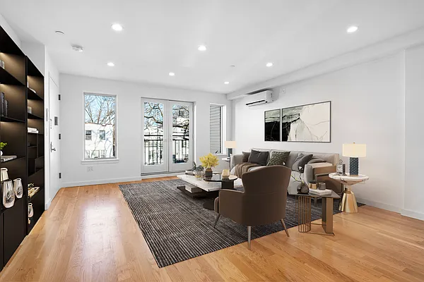 Rented by Compass | media 15