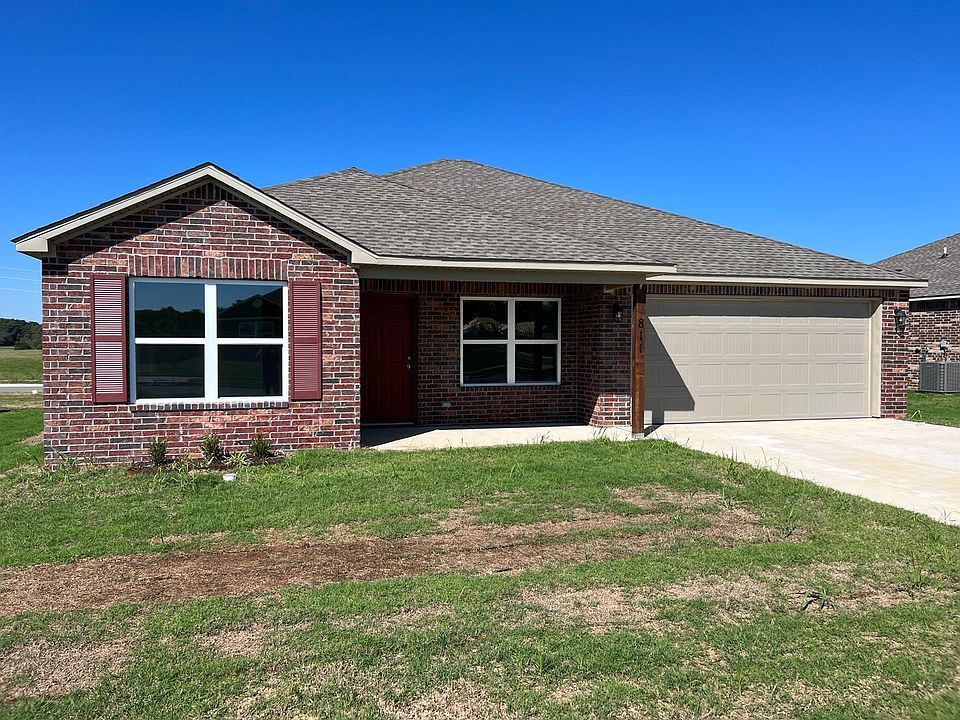 1st image of 811 W Tanner Dr