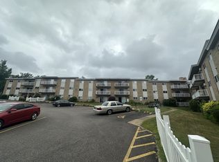 Riverside House, Willoughby, OH 44094