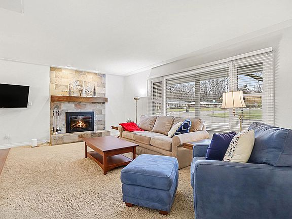 2nd image of 267 Martha Dr