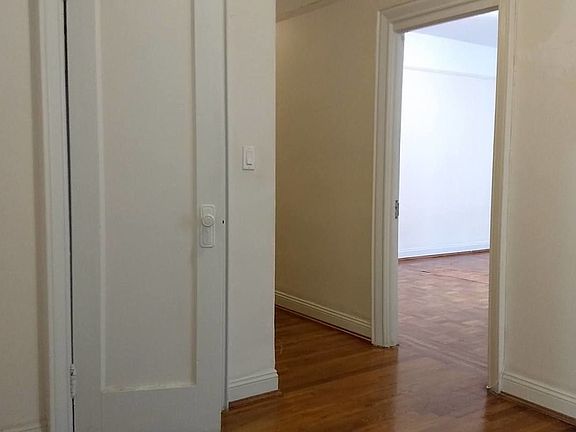 3rd image of 4109 9th Ave #32