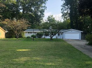 3909 N River Rd, Fort Gratiot, MI 48059