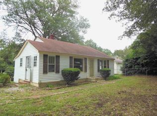 136 Cannon Rd, Wellford, SC 29385