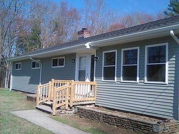 2nd image of 76 Hall Rd