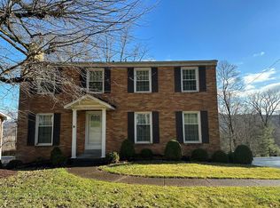 183 Elm Crest Dr, Wheeling, WV