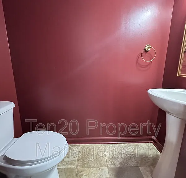 753 Compass Trl — Photo 23