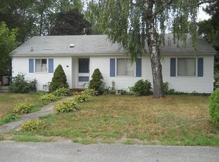 6 Falmouth St, Methuen, MA 01844