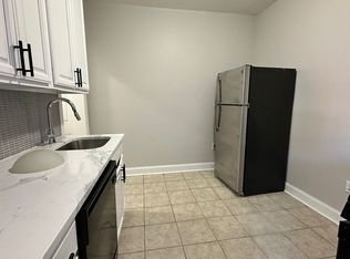 384 Baldwin Ave, Jersey City, NJ 07306