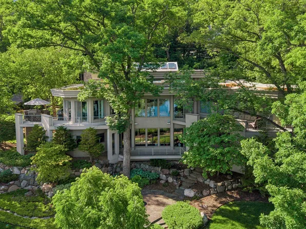 6504 Stauder Cir, Edina, MN 55436