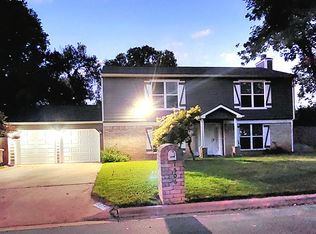 1506 Wildwood Dr, Round Rock, TX 78681