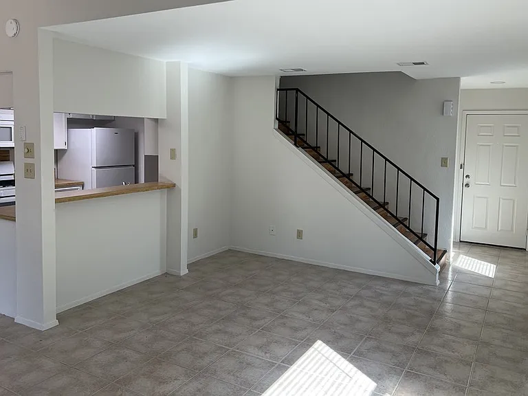 1019A N Allen St #A — Photo 4