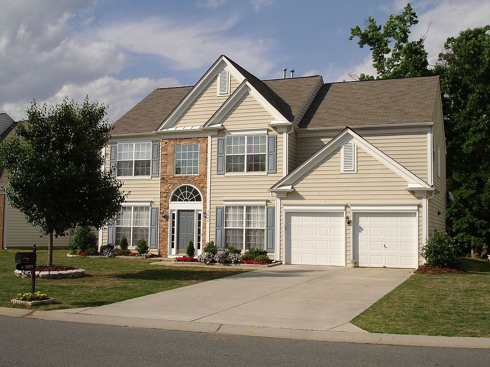 1st image of 3809 Manor House Dr