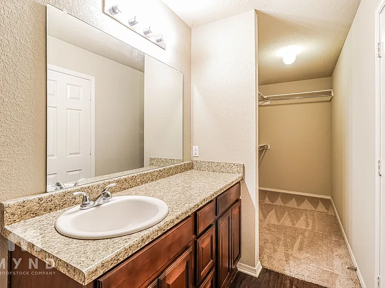 934 Pinehurst Loop — Photo 12