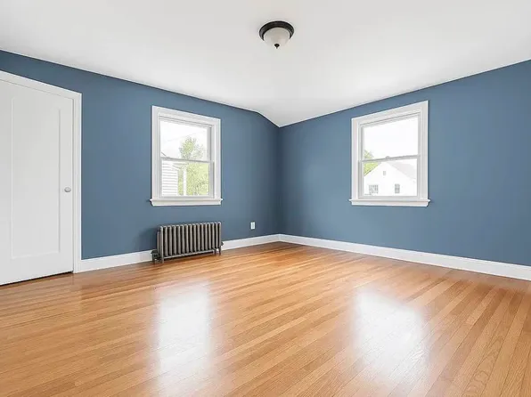 115-54 218th Street image 2 of 10