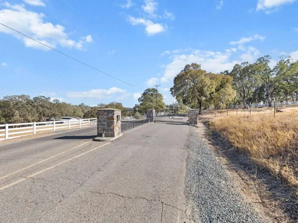 Dove Meadow Ct, Shingle Springs, CA 95682