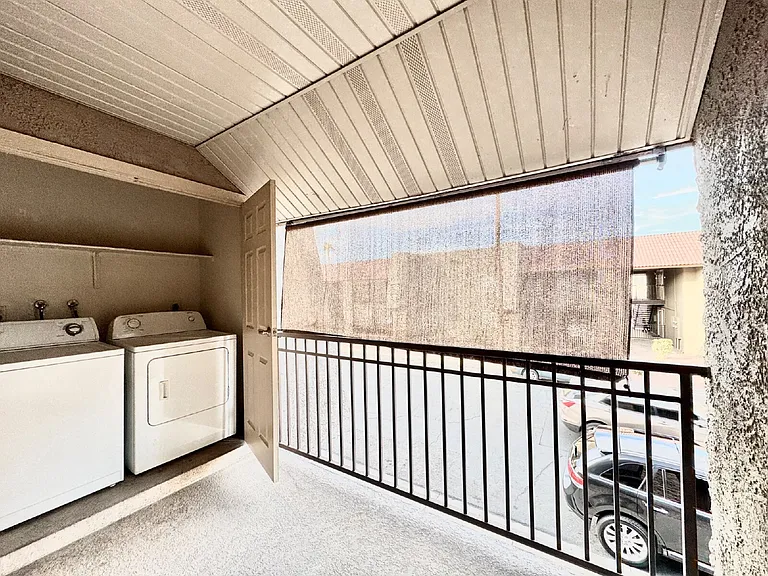 5281 River Glen Dr #222 — Photo 9