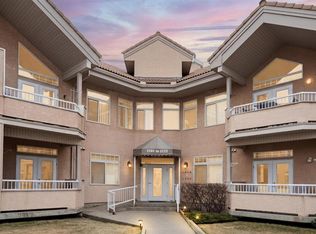 2107 NW Patterson Vw SW, Calgary, AB T3H3J9