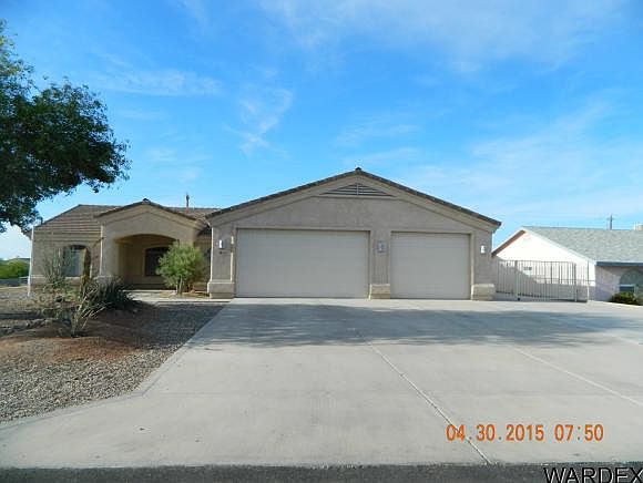 1st image of 3870 Apache Maid Dr