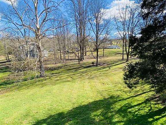 3rd image of 130 Bauchman Dr